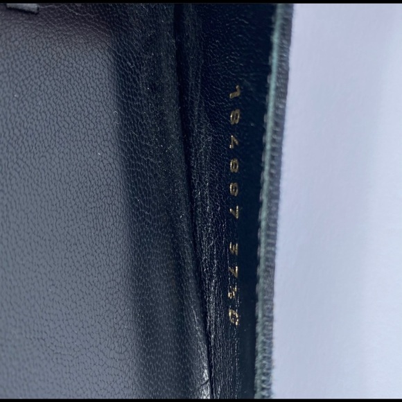 Authentic Gucci Flat - Picture 3 of 5